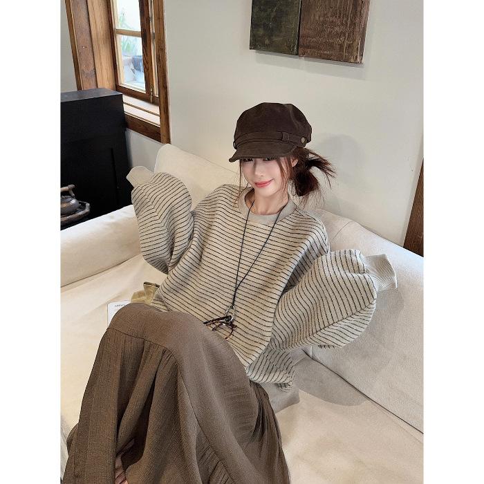 

Yarn-dyed striped sweater autumn new round neck long-sleeved pullover design loose and thin casual versatile top S абрикосовый