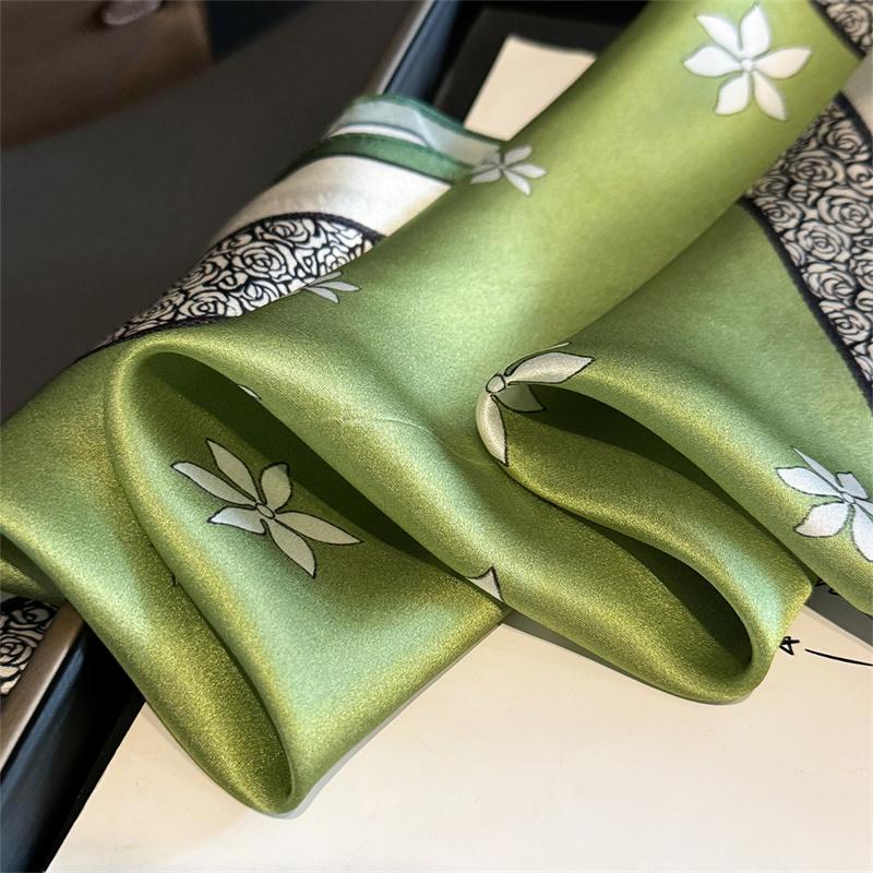 100% Silk Scarf Bandana Women Square Scarves Wrap Kerchief Green Mulberry Silk Spring Fashion Luxury High Quality Headband Hijab