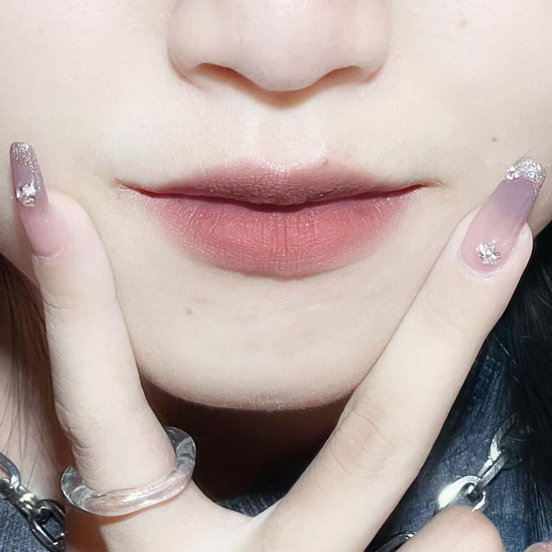 

JOCO Yourmans Velvet Powder Mist Lip Glaze - Natural Whitening, Long-Lasting Native Nude Matte Lip Mud in First Apricot Full Peach.