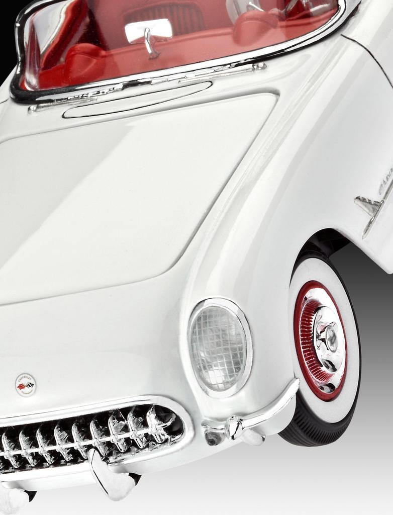 German Revell 53 Corvette Roadster Plastic Model 07718 1/24