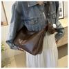 New Trendy Large Capacity Solid Color Retro Korean Fashion Simple Casual Commuter Single Shoulder Tote Bag for Women