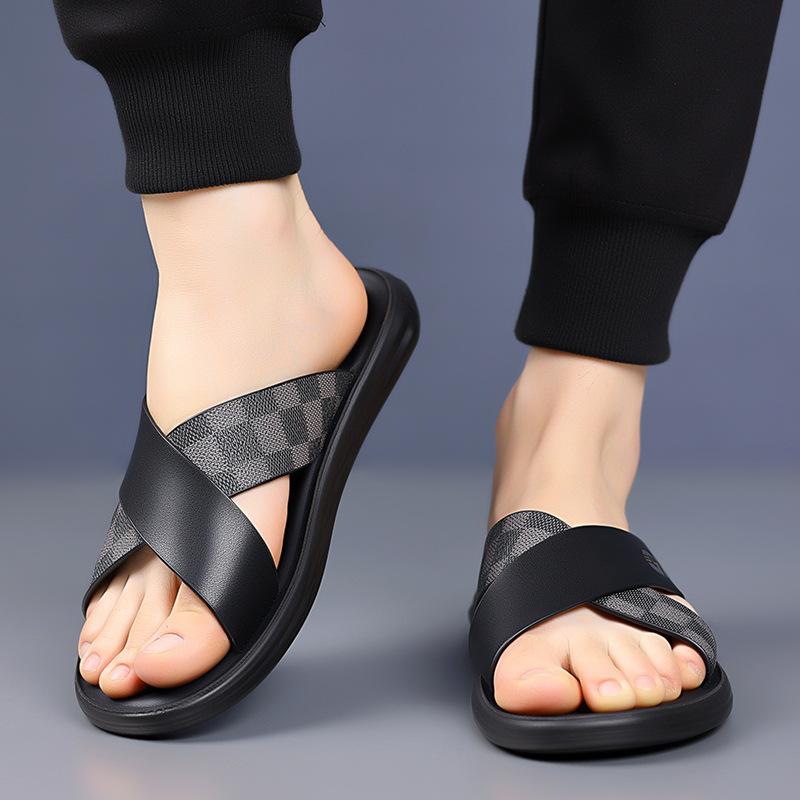 

2025 summer new trendy brand slippers casual breathable men s sandals thick bottom not tired feet wear advanced sense 38 черный серый