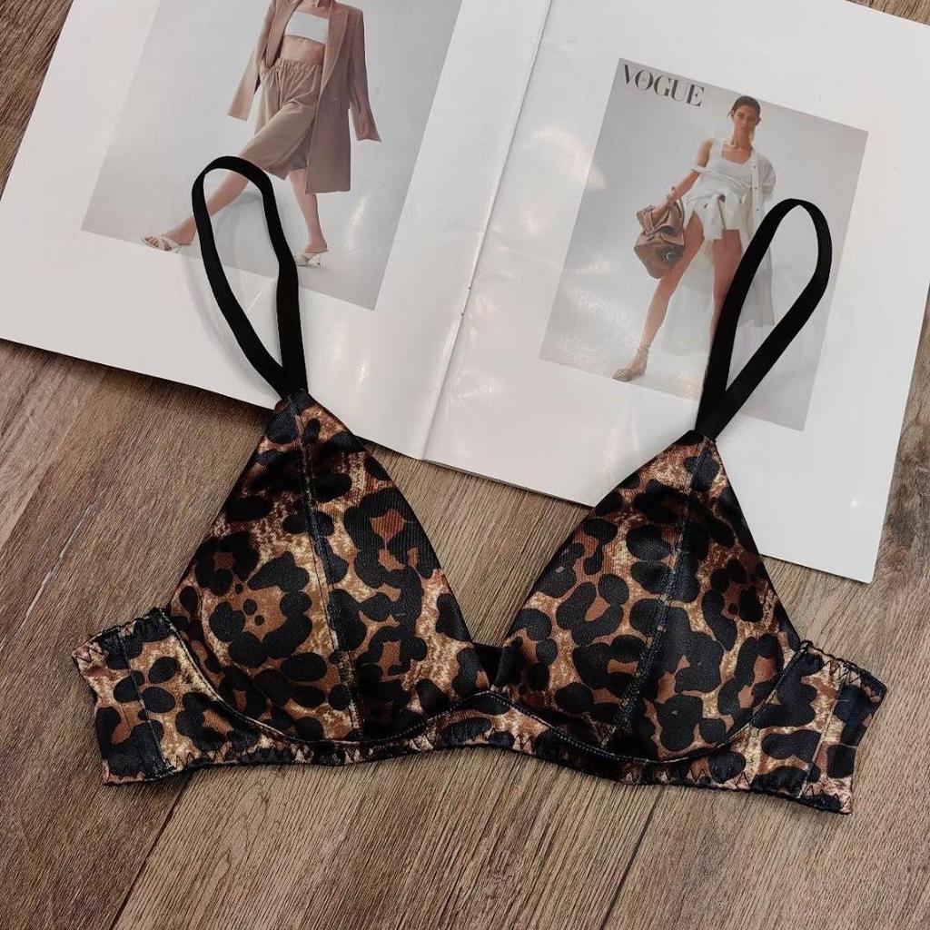 Set Reggiseno French Satinato Senza Cuciture a Triangolo con Schiena a T per Seno Abbondante, Senza Ferretto & Confortevole