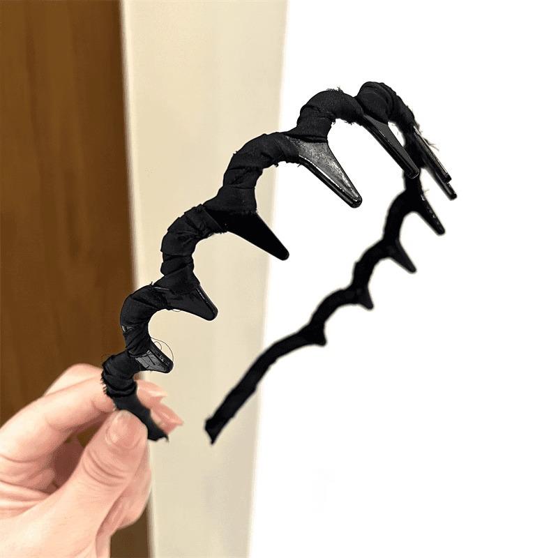 

Shark Tooth Wave Headband with Teeth for Bangs - 2024 Style, Adds Height Without Tightness чорний