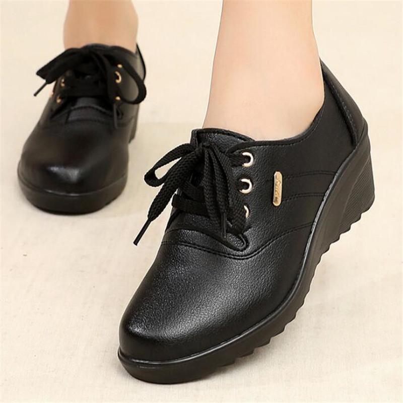 Spring Autumn Women's Fashion Pumps Shoes Woman Soft Leather Wedges Casual Shoes Comfortable Large Size Mother's Shoes
