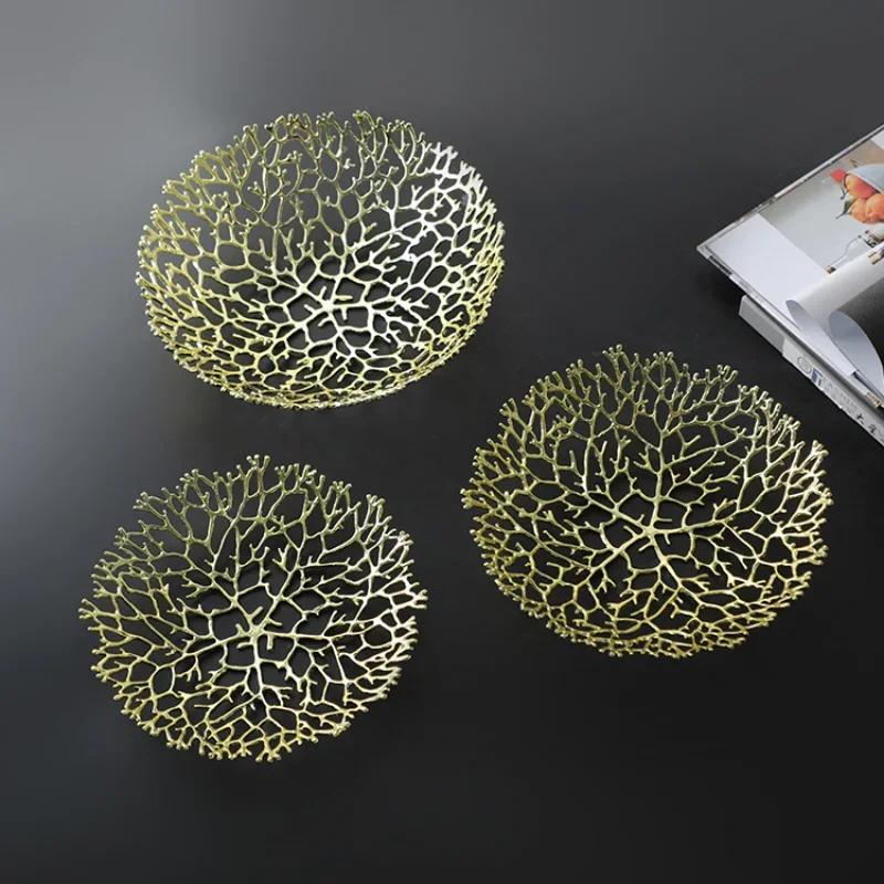 Gold Decorative Oval Fruit Basket Bowls,Golden Metal Serving Plate Trays for Kitchen,Coffee,Dinning Table Snack Leaves Plates