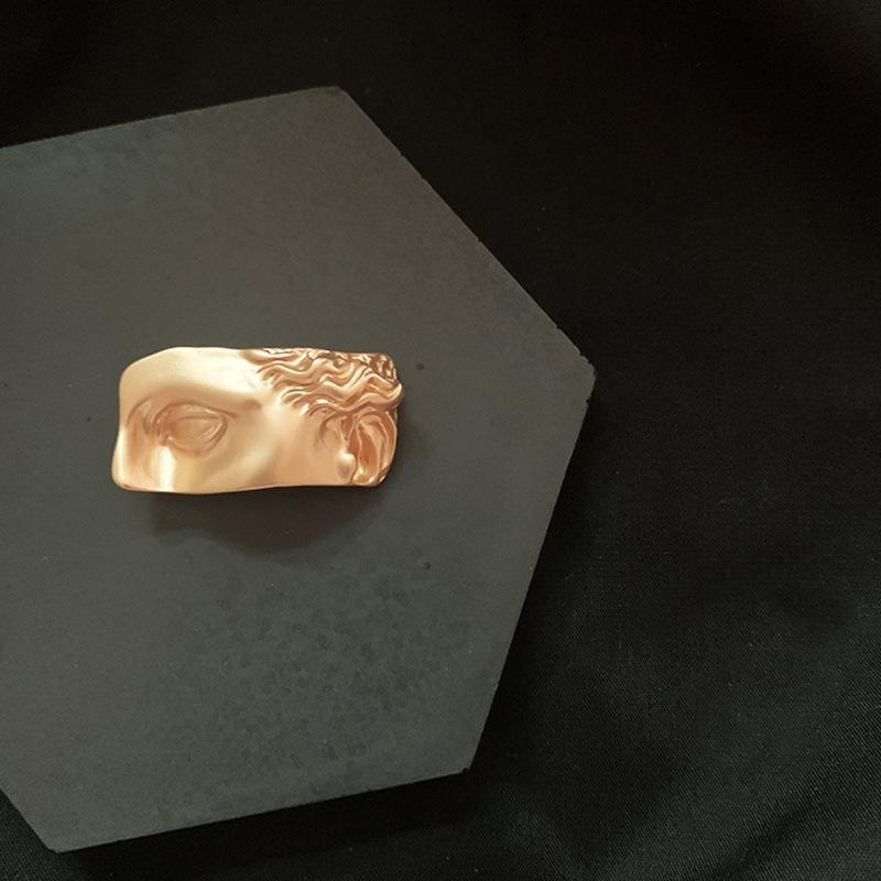 High-end Women Men Face Mask Brooch Pin