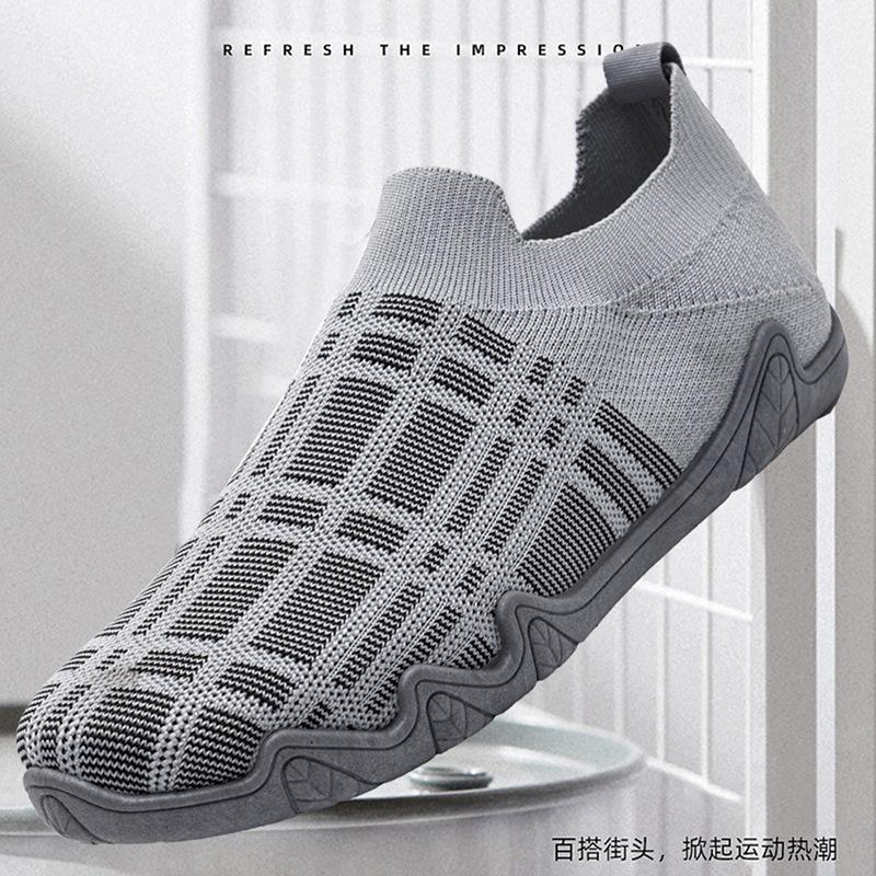 New large size socks and shoes breathable fly-woven mesh soft-soled lazy casual shoes