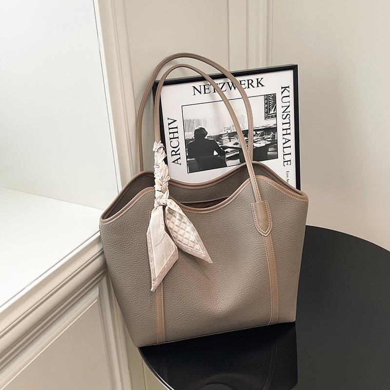 Premium texture large-capacity bag women's new summer fashion shoulder bag large bag commuter tote bag