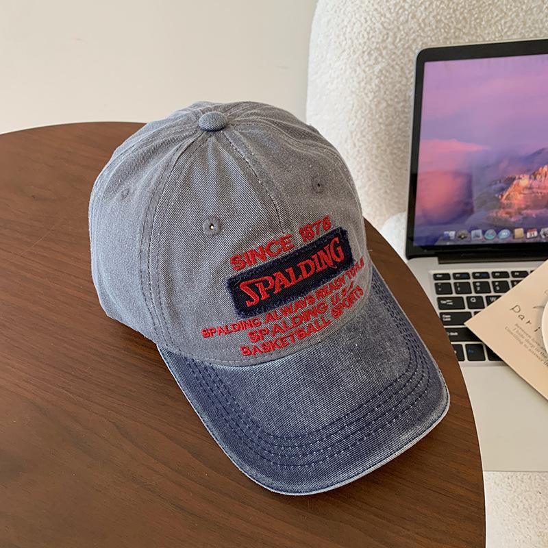 

Trendy Color Unisex Block Duckbill Hat With Spacious Brim For Smaller Look Face сірий колір