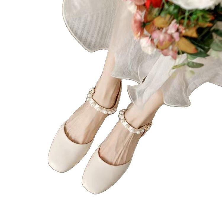 Sandals Women's Summer 2025 New Square Head One-word Buckle Strap Thick Heel Medium Heel Bag Head Pearl Gentle Roman Style Women's Shoes