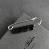 New Fashion Large Brooches Leather Decoration Vintage Brooch Sweater Scarf Buckle Cardigan Suit Big Pin
