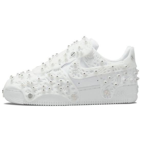 

Nike Air Force 1 White CV7668-100 EU 35.5 білий