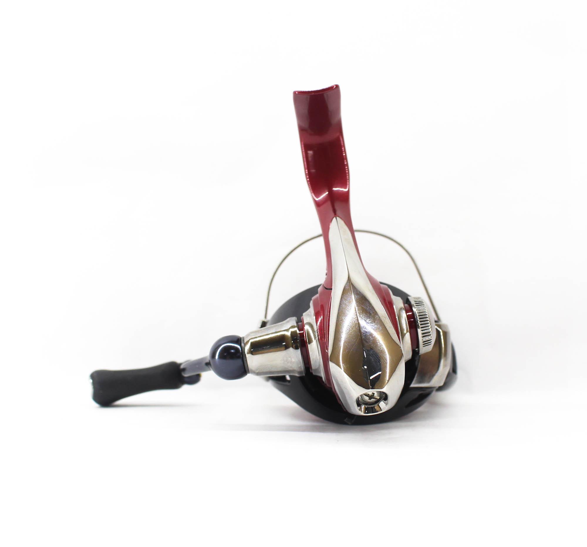Molinete Daiwa Revros LT 2500 - XH PROMOÇÃO A SUA CHANCE DE TER UMA MÁquina I.392833698