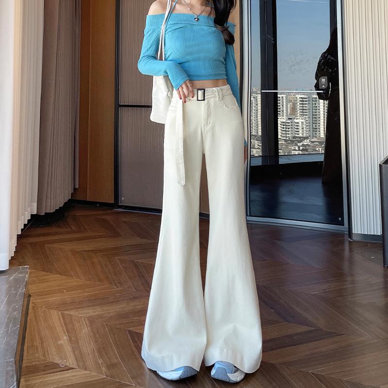 Women s Plus Size High-Waisted Off-White Micro-Flare Jeans - Loose Wide-Leg Flattering Petite Fit XS