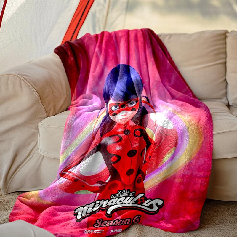 [Ladybug Blanket] Creative Blanket for Women Men Family Friend On Birthday Mothers Fathers Day Valentines Day