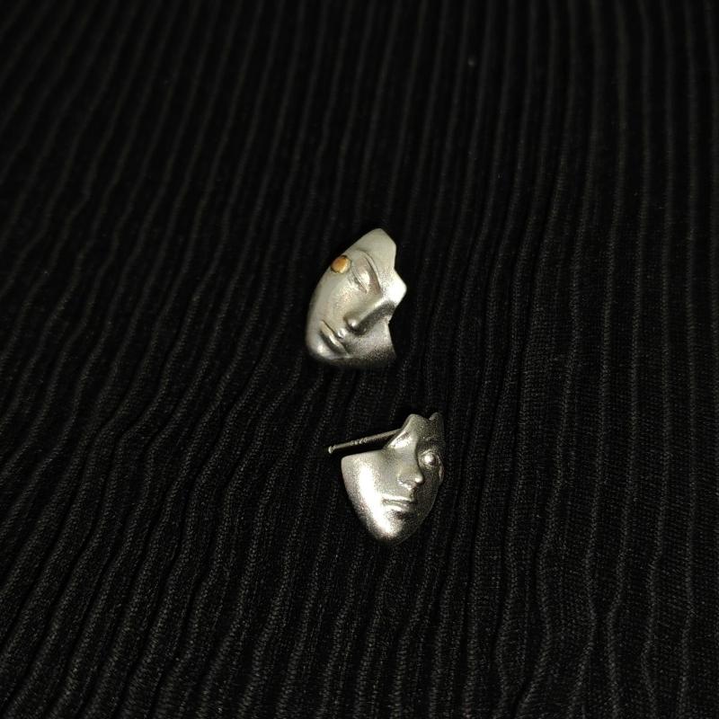 Fashion Mask Face Shape Earrings Exaggerated Artistic Design Alloy Texture Suitable for Youthful Women Various Event