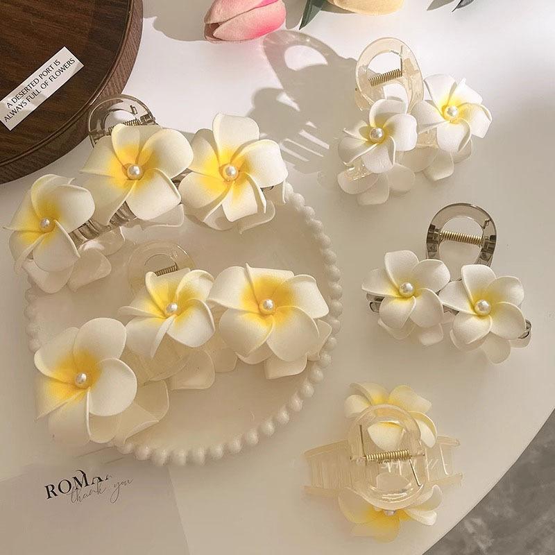 New Bohemian Yellow Plumeria Flower Pearl Headdress Hair Clip Claw Women Girls New Grab Back Of The Head Hair Accessory