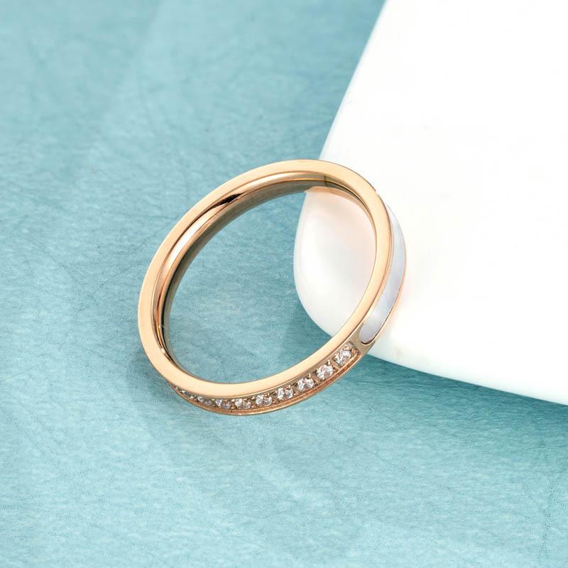 Glossy Fritillary Zircon Ring Niche ins Wind Couple Jewelry Simple Men's and Women's Electroplated Titanium Steel Ring