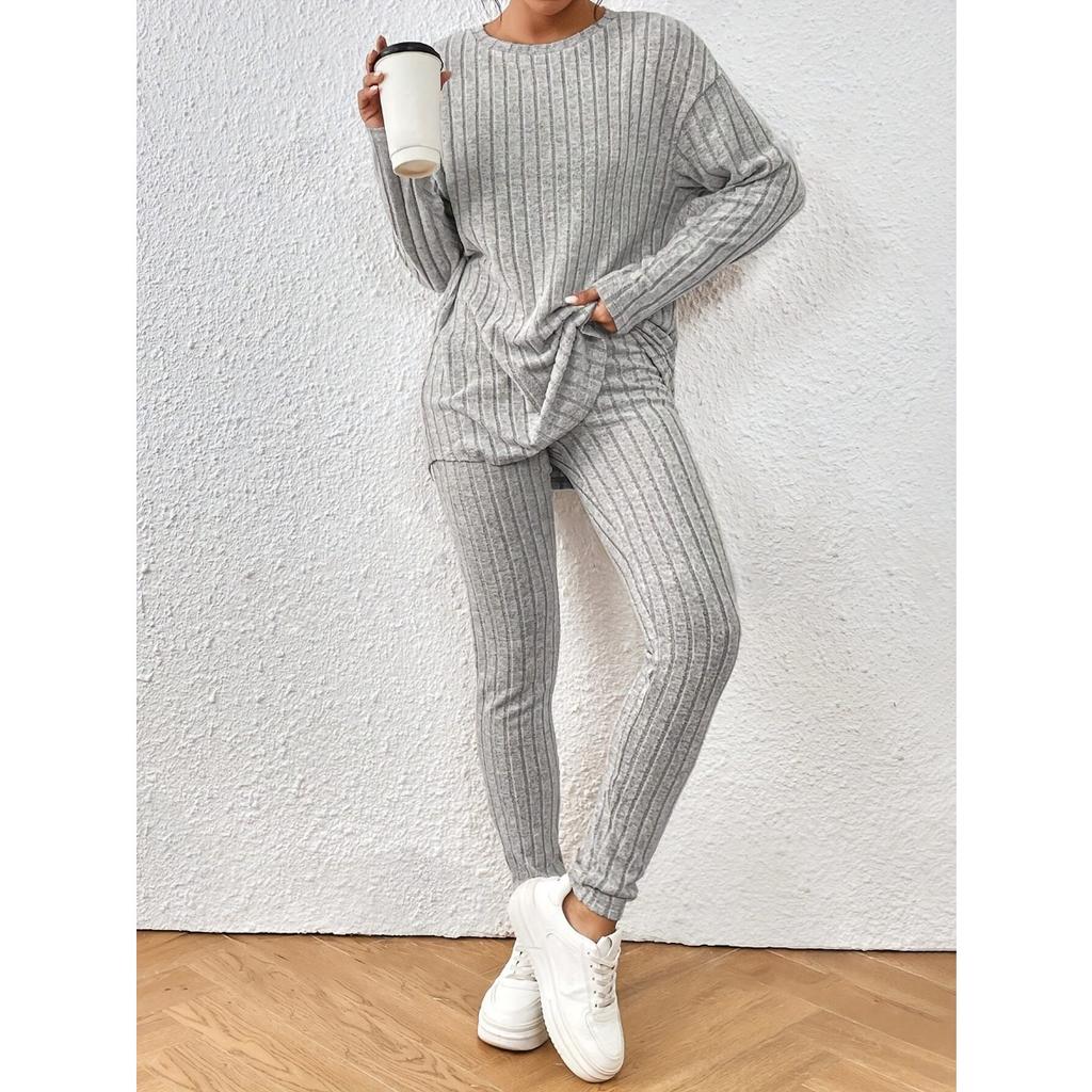 Female Suit, Autumn New Fashionable Casual Temperament Loose Round Neck Pit Stripe Knitted Suit for Women