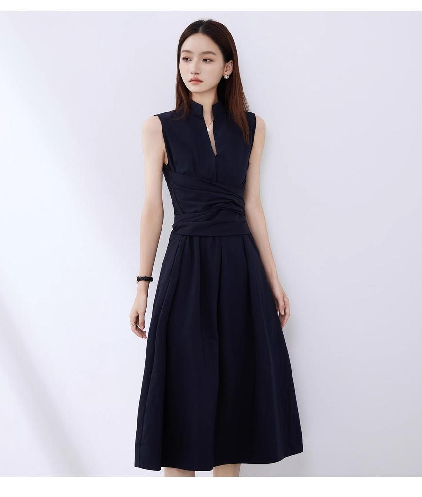 Elegant Women's Sleeveless Drape Design Dress - Hepburn Style, Tie-Up Waist, Slimming Long Commuter Dress