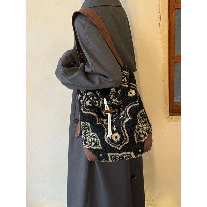 Torba typu Tote - Duża pojemność, Wszechstronna, Jednoramienna Crossbody na dojazdy