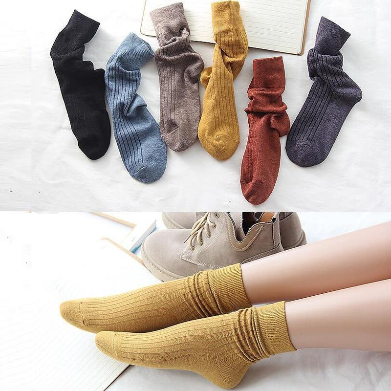 Frauen Socken Baumwolle Retro Crew Rohr Einfarbig Winter Mode Hajuruku Schwarz Weiß Sets Qualität Lose Koreanische Lange Nette
