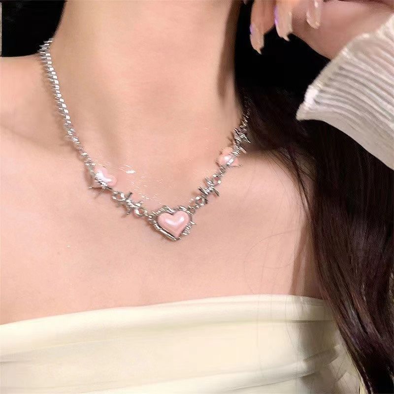 Thorns Pink Love Necklace Female Cute Girl Heart Summer Sweet Collarbone Chain Spice Girl Wind Necklace