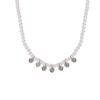 This short pearl necklace is a niche design for women. It features a light and luxurious collarbone chain with beads