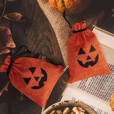 4 SZT Halloweenowe worki z juty w kształcie dyni ze sznurkiem, Torebki na smakołyki, Lniane woreczki na upominki, Saszetki na słodycze, Upominki na Halloweenowe przyjęcie, Małe torebki