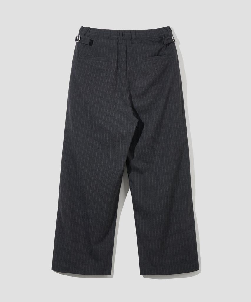 AGOD Strap Banding Wide Slacks [Charcoal Stripe]