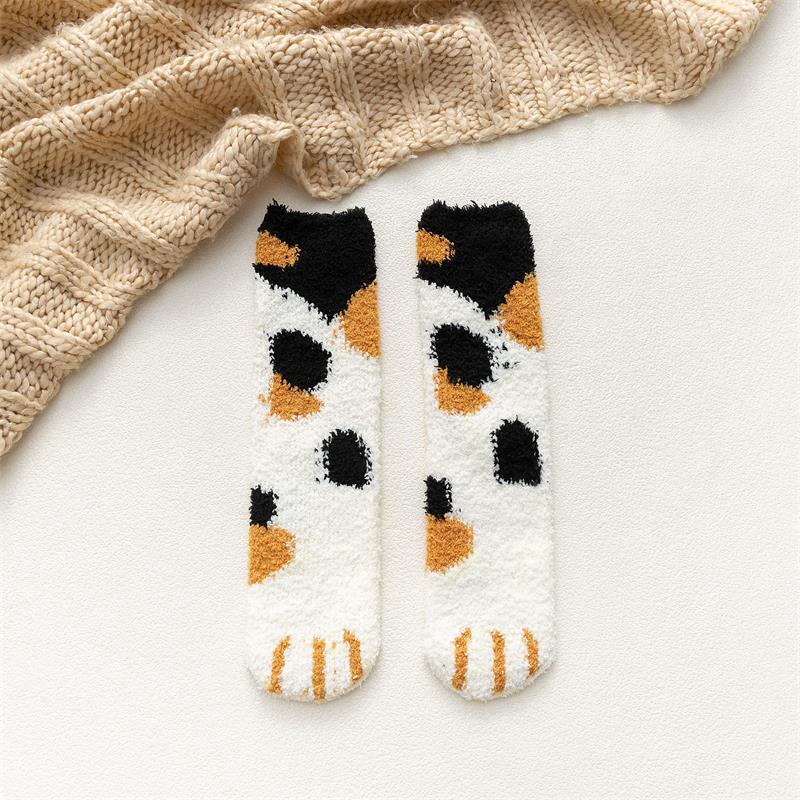 Women’s Furry Cat Paw Socks – Warm, Non-Slip Velvet and Coral Fleece for Autumn & Winter