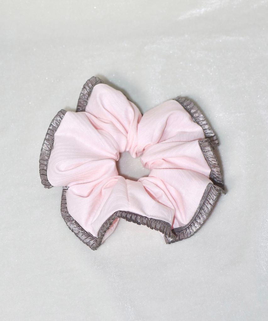 Sunae Earl Grey Peach Gelato Scrunchie