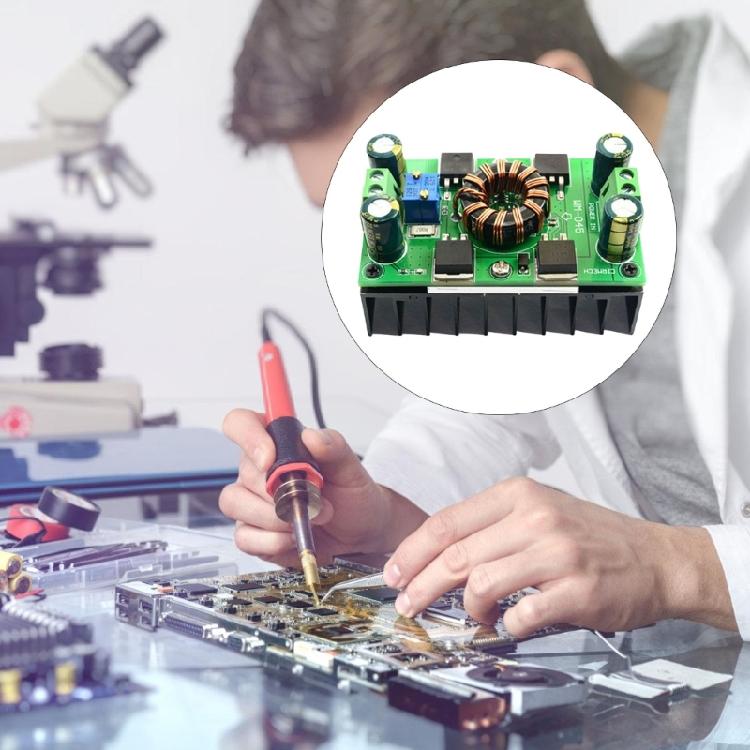 5V-30V To 1.25-30V 10A Power Module Synchronous Rectification Technology Step Up Step Down Boost Converter