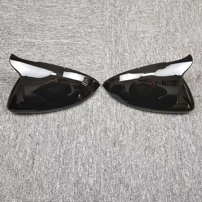 Golf 7 Gloss Black Horn Style Rearview Mirror Cover with Carbon Fiber Pattern (2014-2019)