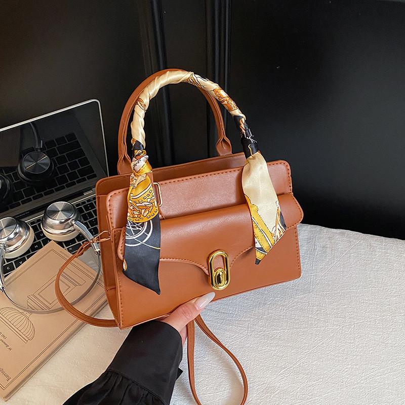 Pu Fashion Small Square Handbag With Zipper Closure For Daily Casual Wear