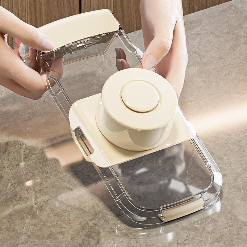 Multifunktionale Gemüsereibe und -schneider