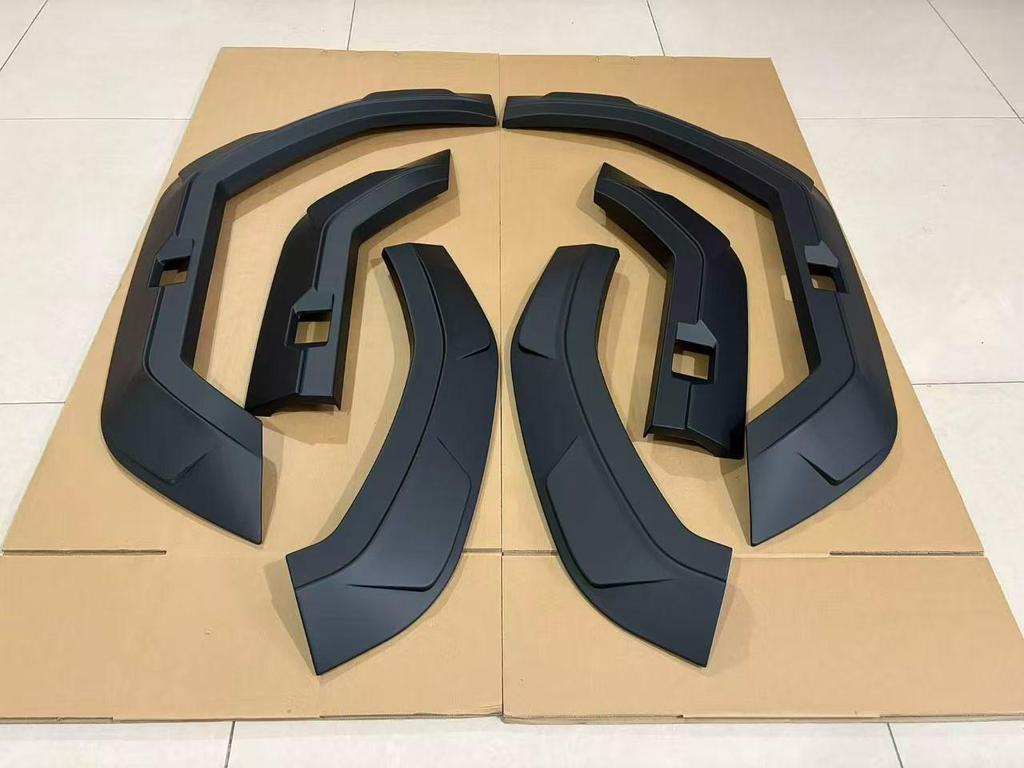 Jetour G700 Wide Body Off-Road Car Door Scratch Protector Fender Flares