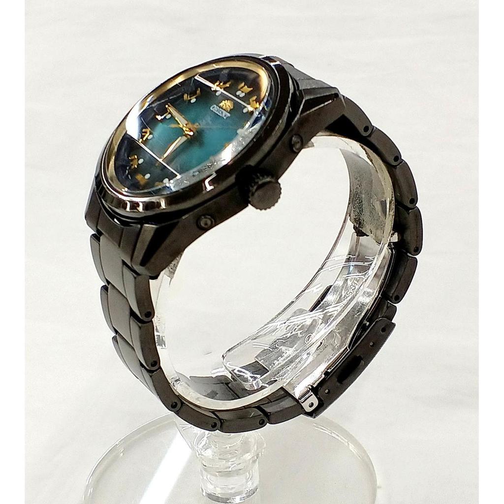 Used ORIENT SE01-D0-B Radio Solar Watch