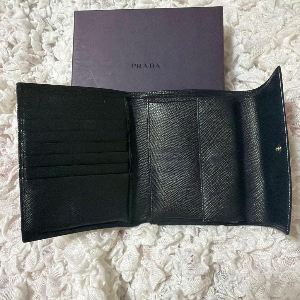 Used PRADA Black Saffiano Leather Bi-fold Wallet