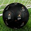 Pallone da Calcio Kane Stampato Taglia 5, Cucito a Macchina in PVC, Resistente e ad Alto Rimbalzo, Adatto a Tutte le Età, Merchandising per tifosi, Partite e Uso all'Aperto.