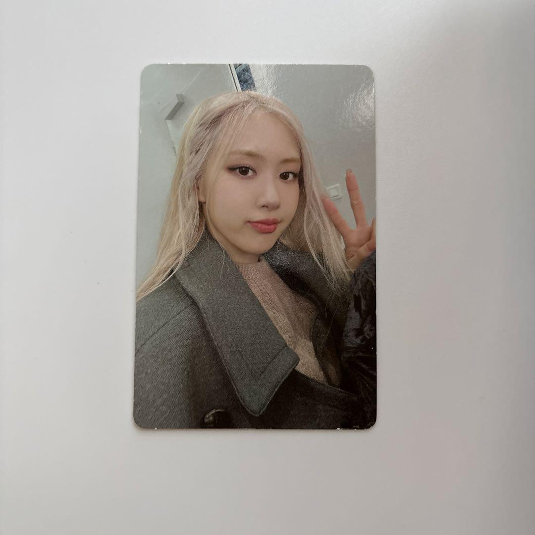 

[USED] blackpink rosé trading card bornpink lp record