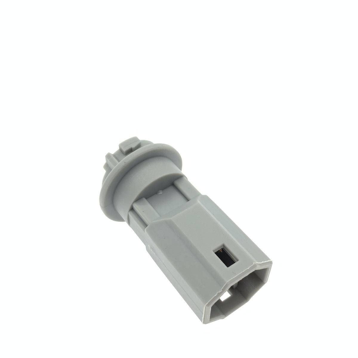 

Toyota 05-09 Reiz, RAV4, Land Cruiser LC200, IZOA License Plate Light Socket Plug