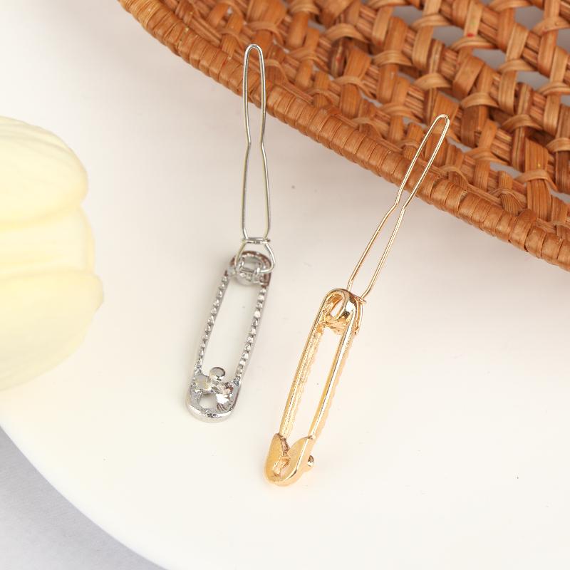 2Pcs Punk Personalized Punk Minimalist Girl Hairpin Hair Accessories Snap-On Side Clips Bangs Clips