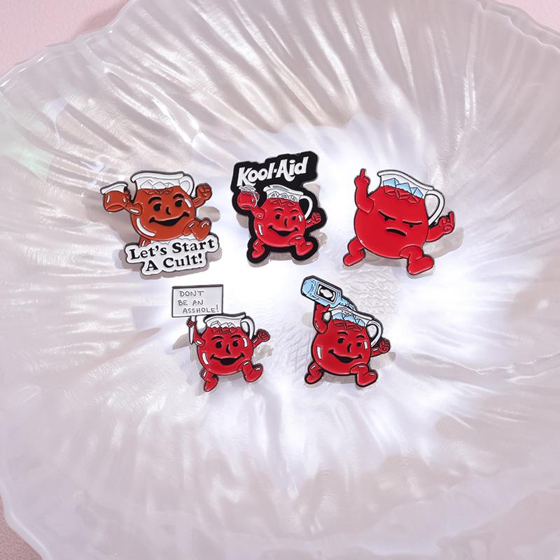 Colorful Delightful Animal Brooch With Fun Water Bottle Shape Perfect For Any Occasion