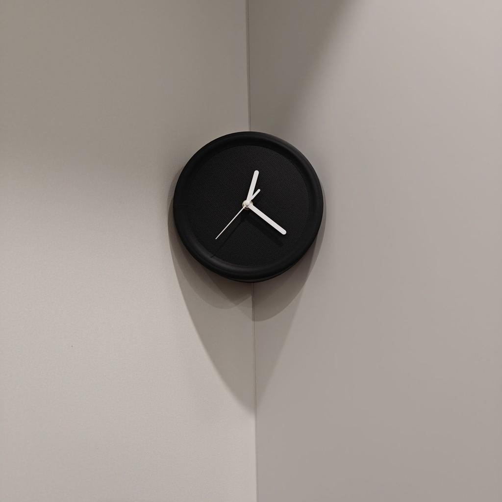BEPAN Decorative Clock No Punching Inner and Outer Corners Living Room Simple Silent Wall Clock Sense of Technology Art Decoration