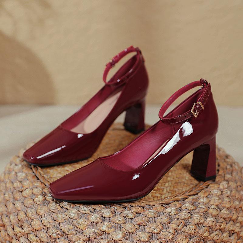 Red One-word Buckle High Heels Thick Heel Sexy New Black Temperament Shoes Square Head High Heel Single Shoes