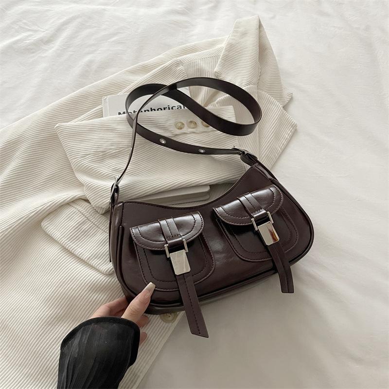 

High-value bag women s 2025 autumn new commuter armpit bag fashionable and simple niche design shoulder messenger bag