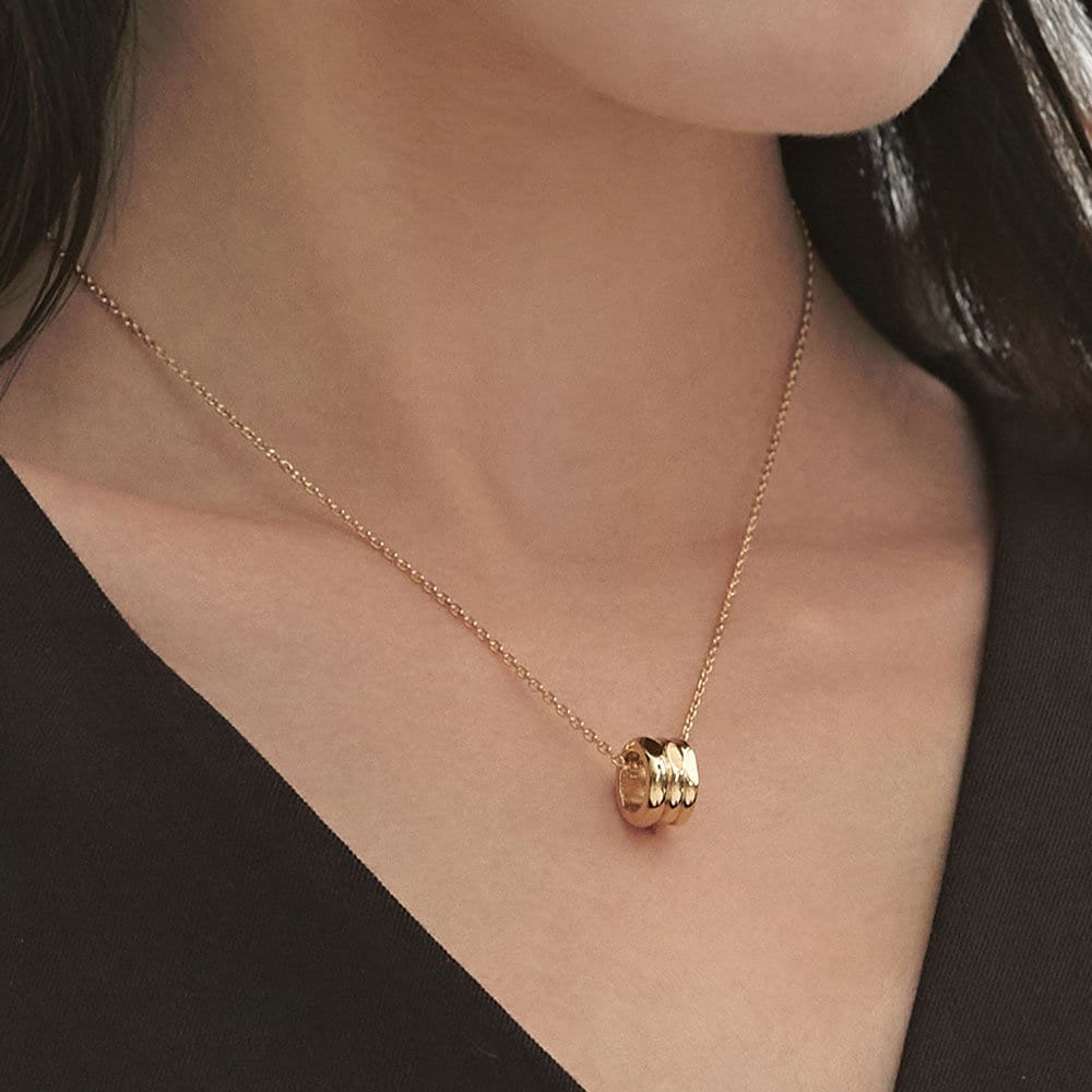 

Triple Silver (Y) Cutout Necklace Hl3N49301Y9450