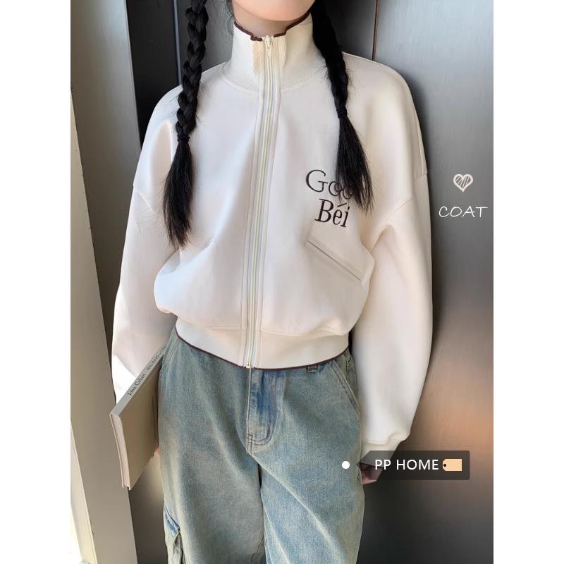

Retro Casual American Sporty Embroidered Short Sweatshirt Cardigan (Petite) M [Recommended under 100 lbs]